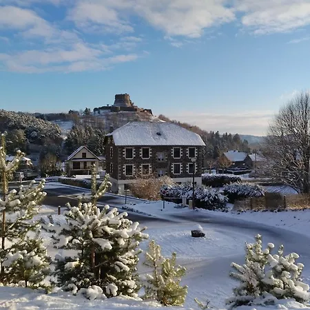 Lägenhet Le Pavin Avec Vue Sur Chateau De *